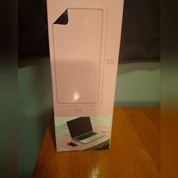 Hype Faux Leather Desk Mat - Picture 2 of 14